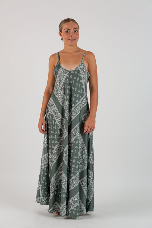 Vestido satén bandana verde